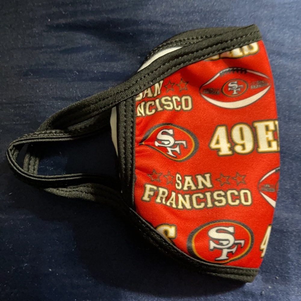 New small SF 49ers face mask - Picture 4 of 4